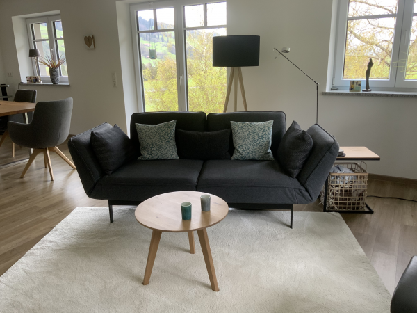 Bild #3 von Cornelia